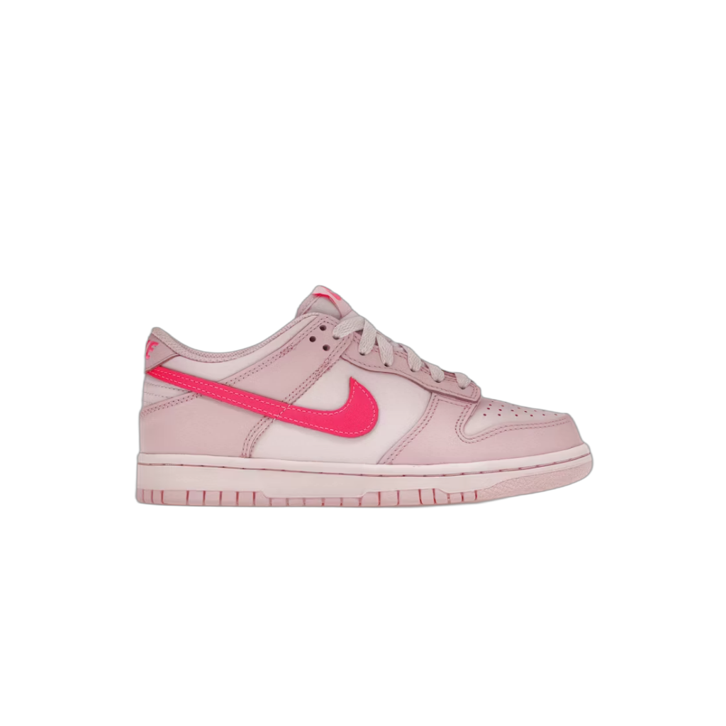 Nike Dunk Low Triple Pink